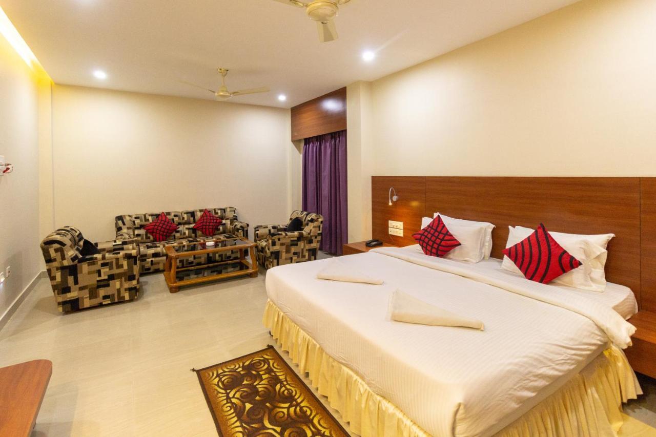 La Vue Resort Kaziranga Exterior photo